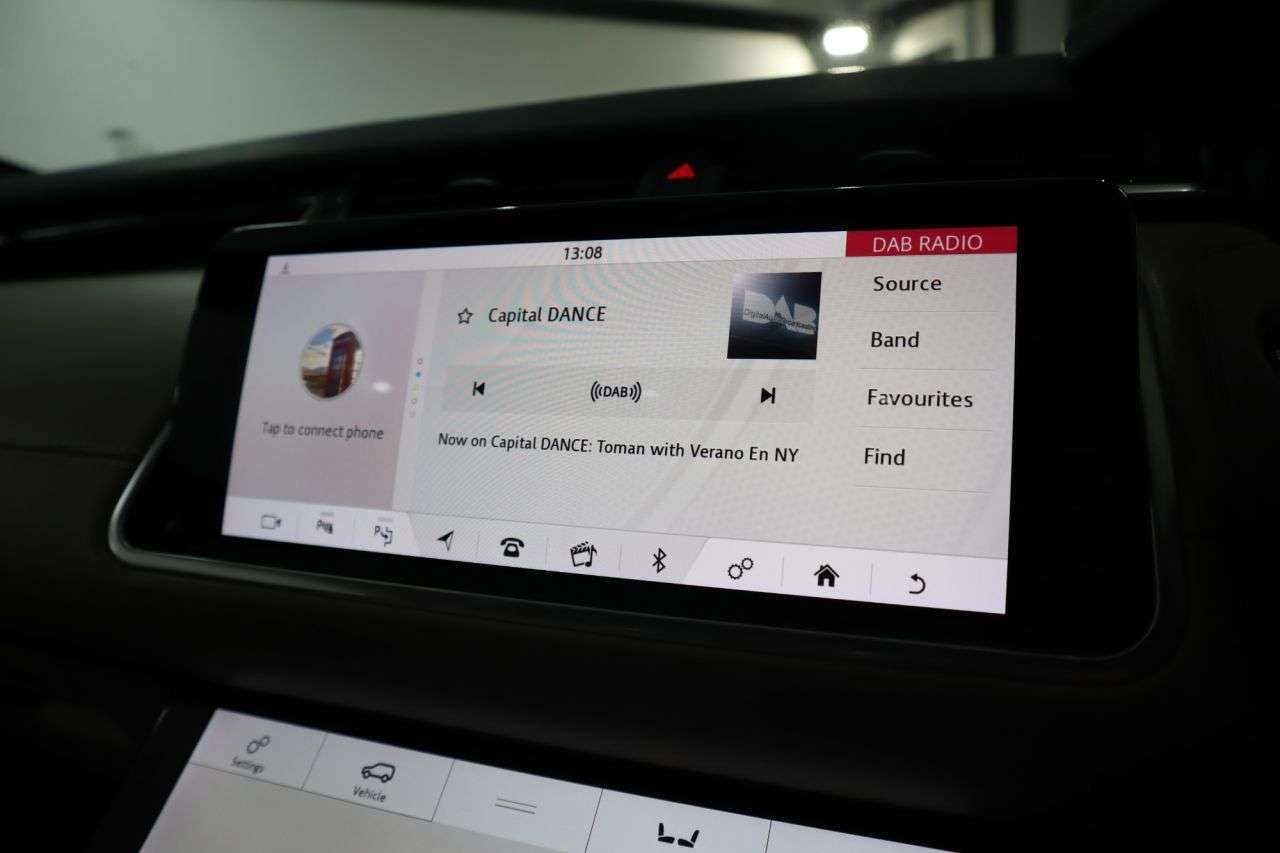 2018 LAND ROVER RANGE ROVER VELAR 2018 LAND ROVER RANGE ROVER VELAR