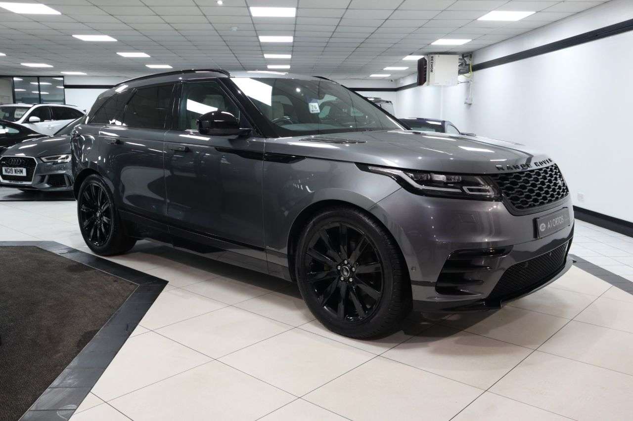 A 2018 LAND ROVER RANGE ROVER VELAR 2.0 D240 R-Dynamic HSE SUV 5dr Diesel Auto 4WD Euro 6 (s/s) (240 ps) AMAZIN A 2018 LAND ROVER RANGE ROVER VELAR 2.0 D240 R-Dynamic HSE SUV 5dr Diesel Auto 4WD Euro 6 (s/s) (240 ps) AMAZIN