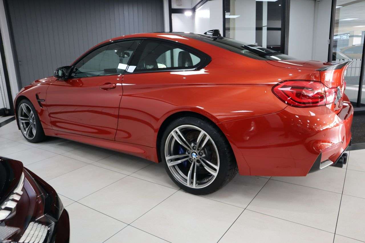 2018 BMW M4 2018 BMW M4