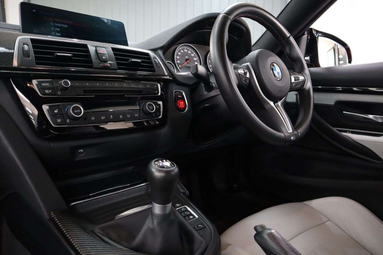 2018 BMW M4 2018 BMW M4