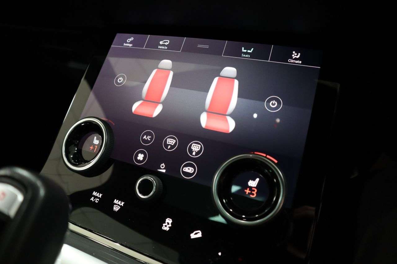 2019 LAND ROVER RANGE ROVER EVOQUE 2019 LAND ROVER RANGE ROVER EVOQUE