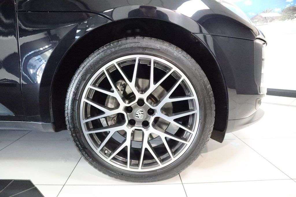 2021 PORSCHE MACAN 2021 PORSCHE MACAN