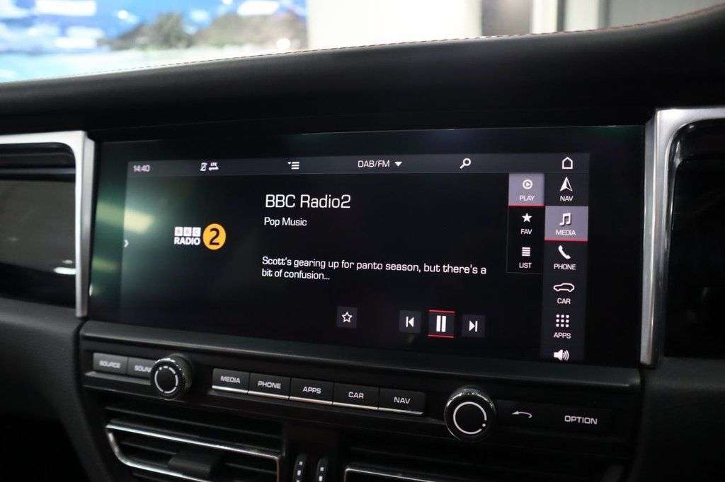 2021 PORSCHE MACAN 2021 PORSCHE MACAN