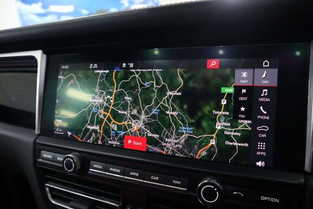 2021 PORSCHE MACAN 2021 PORSCHE MACAN