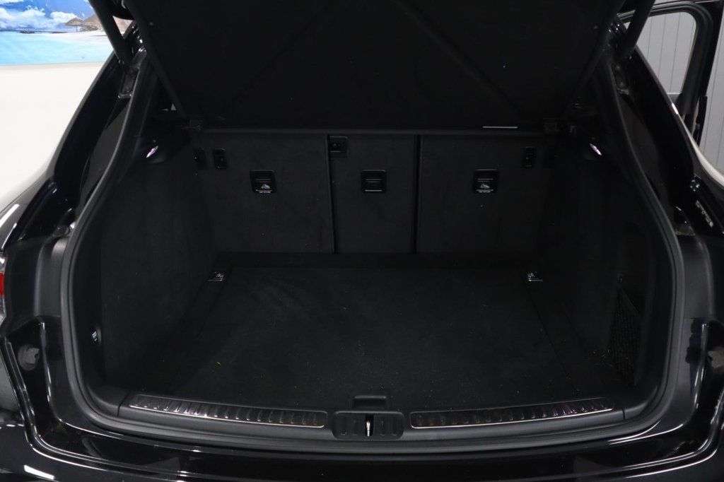 2021 PORSCHE MACAN 2021 PORSCHE MACAN