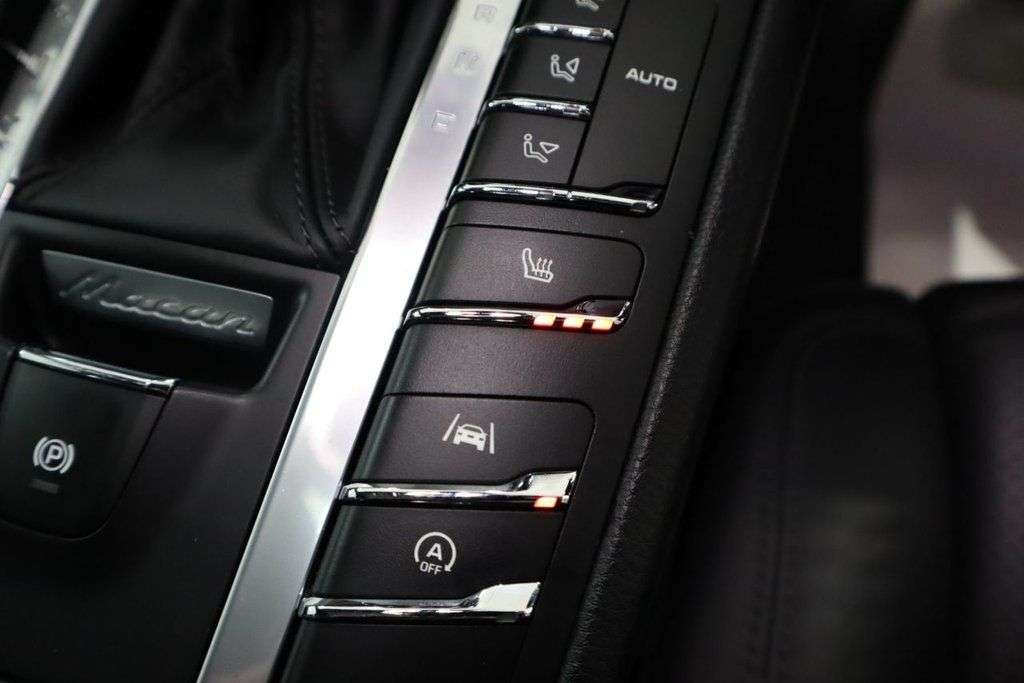 2021 PORSCHE MACAN 2021 PORSCHE MACAN