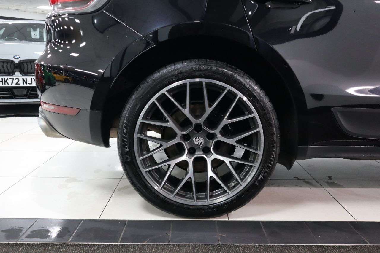 2021 PORSCHE MACAN 2021 PORSCHE MACAN