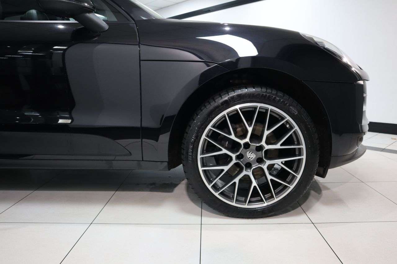 2021 PORSCHE MACAN 2021 PORSCHE MACAN