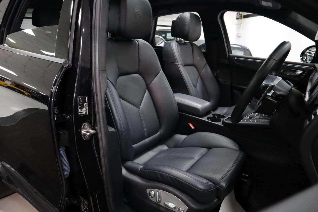 2021 PORSCHE MACAN 2021 PORSCHE MACAN