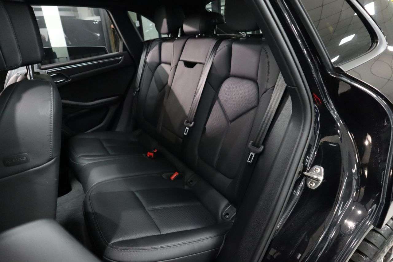 2021 PORSCHE MACAN 2021 PORSCHE MACAN