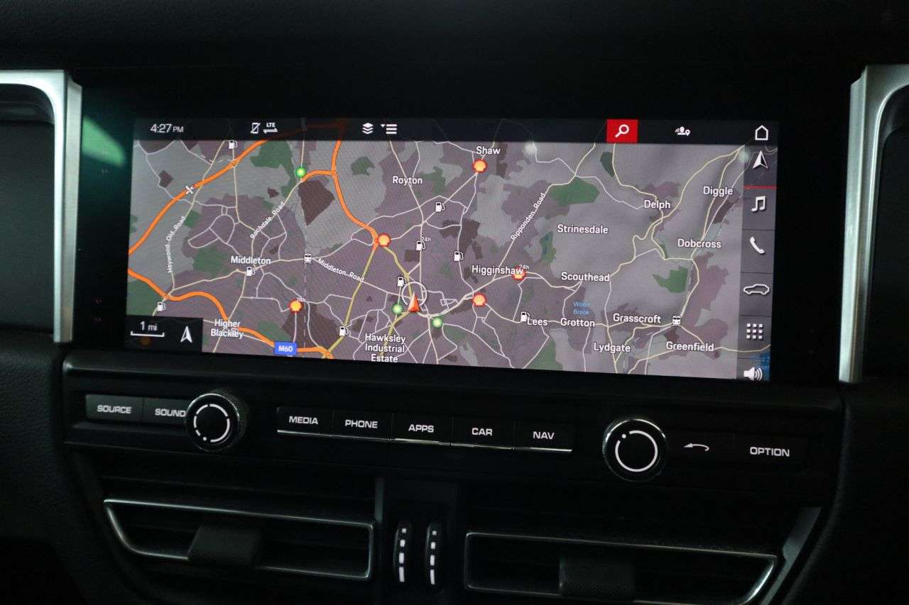 2021 PORSCHE MACAN 2021 PORSCHE MACAN