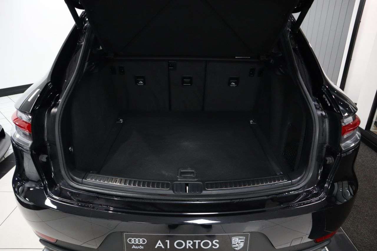 2021 PORSCHE MACAN 2021 PORSCHE MACAN