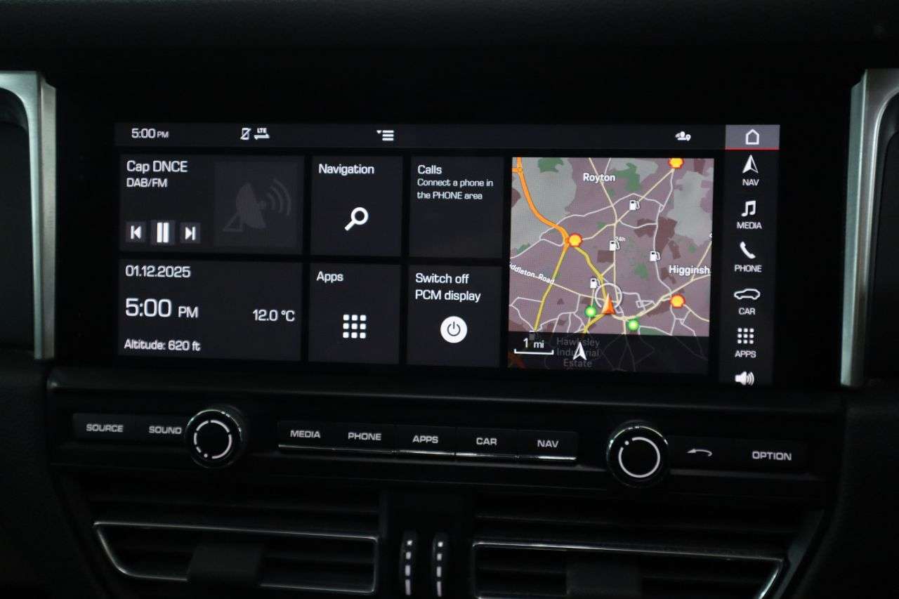 2021 PORSCHE MACAN 2021 PORSCHE MACAN