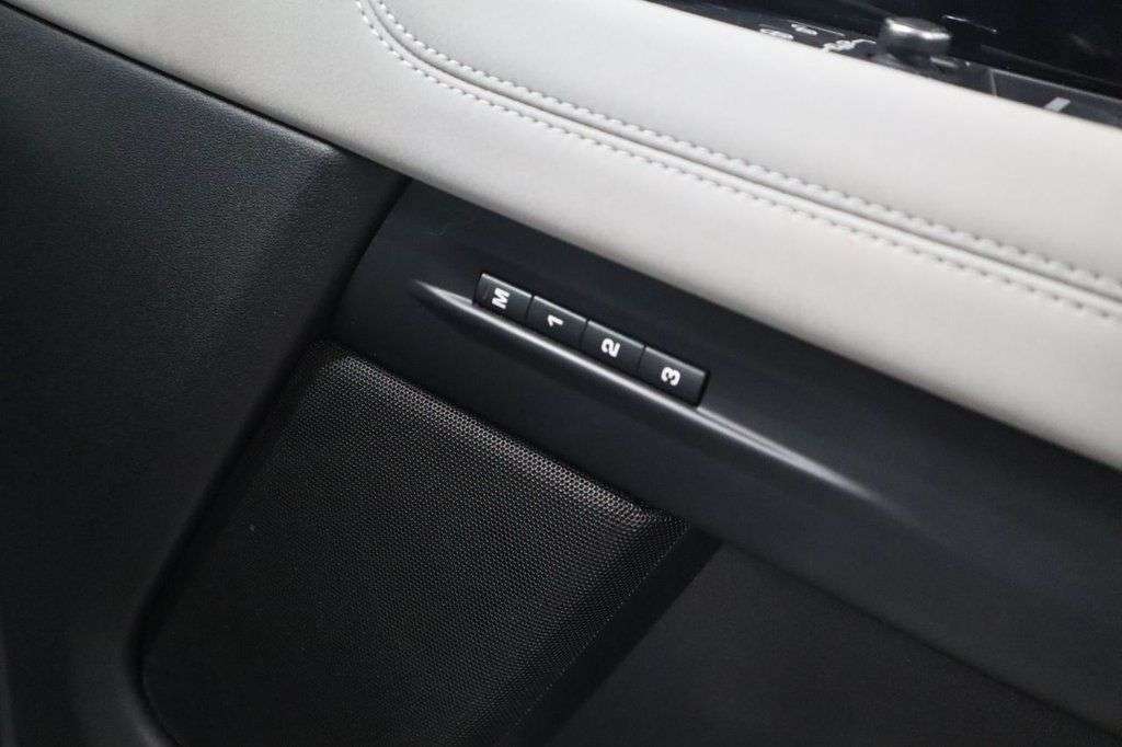 2019 LAND ROVER RANGE ROVER EVOQUE 2019 LAND ROVER RANGE ROVER EVOQUE