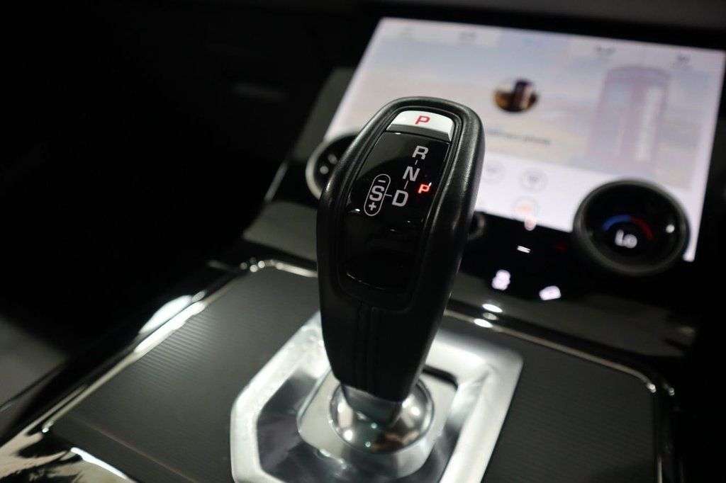 2019 LAND ROVER RANGE ROVER EVOQUE 2019 LAND ROVER RANGE ROVER EVOQUE