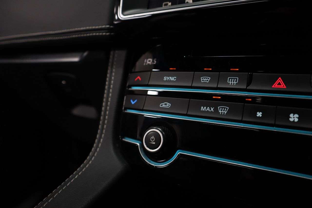 2020 JAGUAR F-PACE 2020 JAGUAR F-PACE