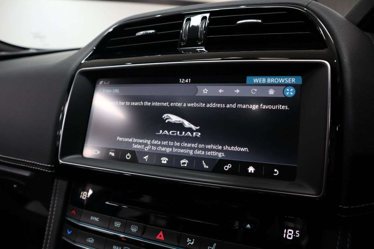 2020 JAGUAR F-PACE 2020 JAGUAR F-PACE