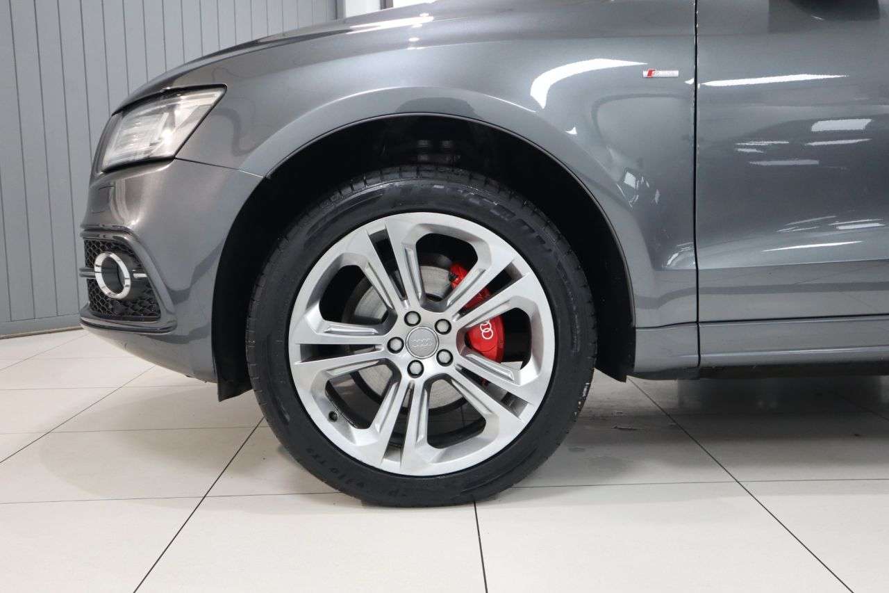 2015 AUDI Q5 2015 AUDI Q5