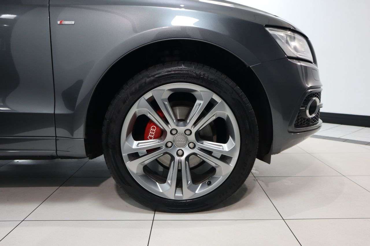 2015 AUDI Q5 2015 AUDI Q5