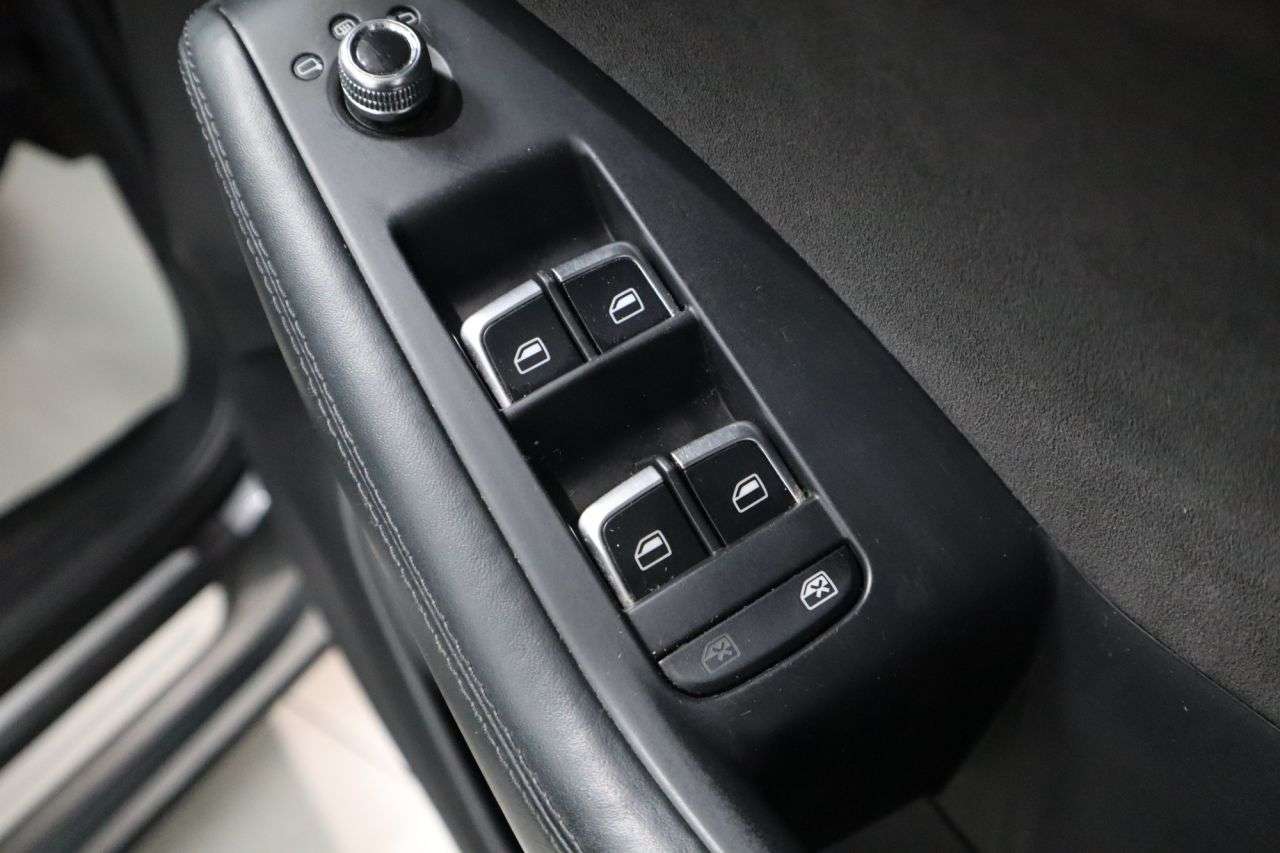 2015 AUDI Q5 2015 AUDI Q5