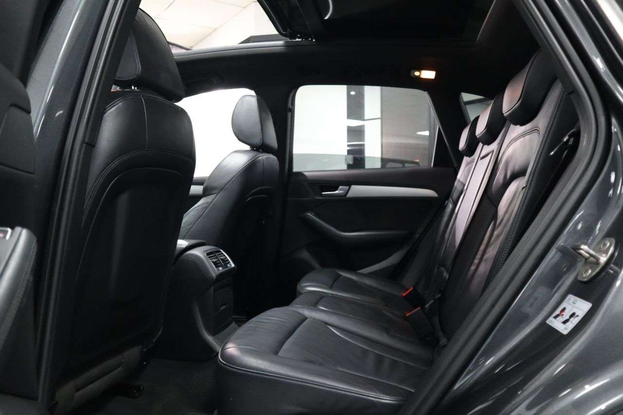 2015 AUDI Q5 2015 AUDI Q5