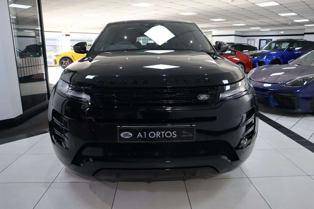 A 2023 LAND ROVER RANGE ROVER EVOQUE 2.0 D200 MHEV Dynamic SE SUV 5dr Diesel Auto 4WD Euro 6 (s/s) (204 ps) ONE A 2023 LAND ROVER RANGE ROVER EVOQUE 2.0 D200 MHEV Dynamic SE SUV 5dr Diesel Auto 4WD Euro 6 (s/s) (204 ps) ONE