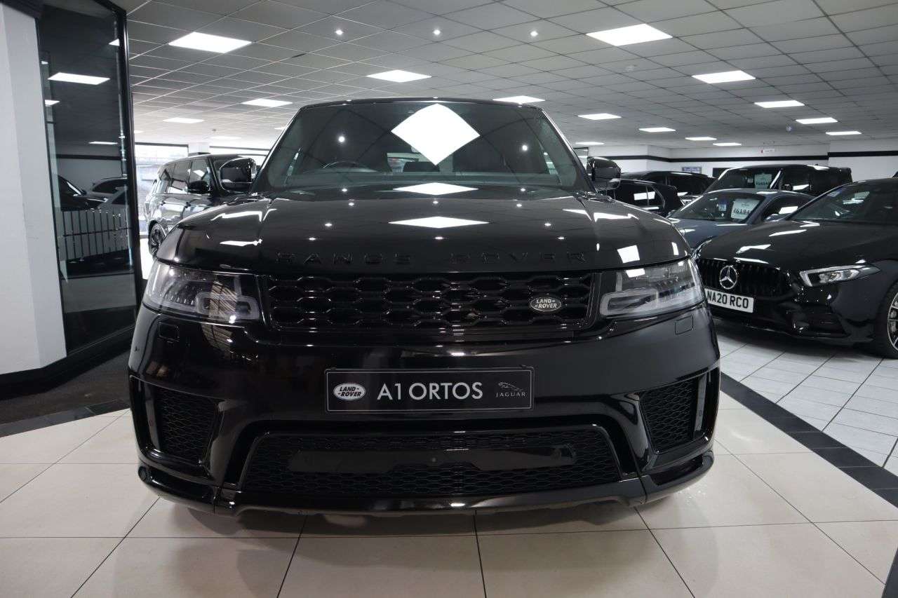 A 2019 LAND ROVER RANGE ROVER SPORT 3.0 SD V6 Autobiography Dynamic SUV 5dr Diesel Auto 4WD Euro 6 (s/s) (306 p A 2019 LAND ROVER RANGE ROVER SPORT 3.0 SD V6 Autobiography Dynamic SUV 5dr Diesel Auto 4WD Euro 6 (s/s) (306 p