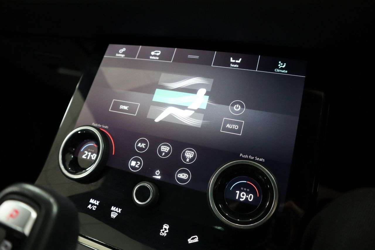 2019 LAND ROVER RANGE ROVER EVOQUE 2019 LAND ROVER RANGE ROVER EVOQUE