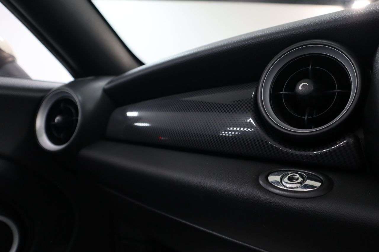 2012 MINI ROADSTER 2012 MINI ROADSTER