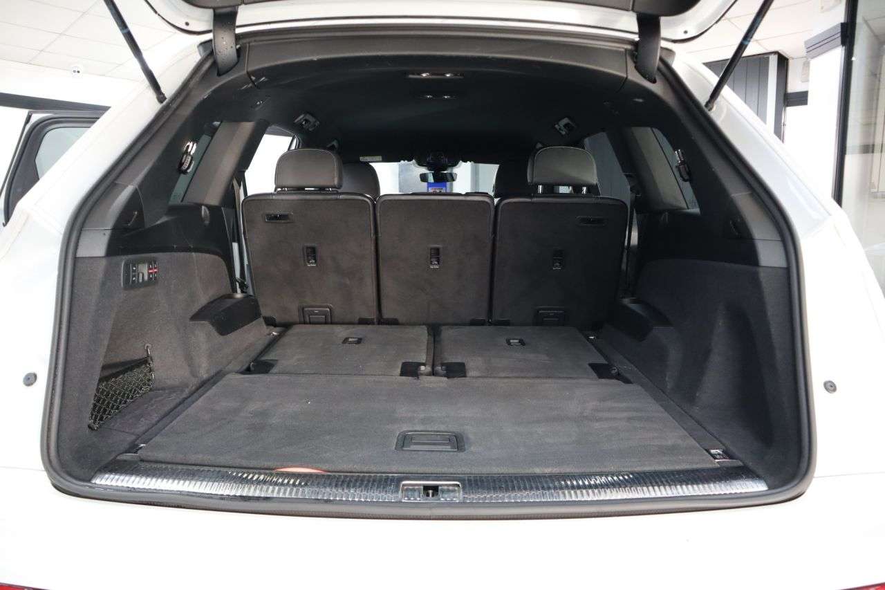 2019 AUDI Q7 2019 AUDI Q7