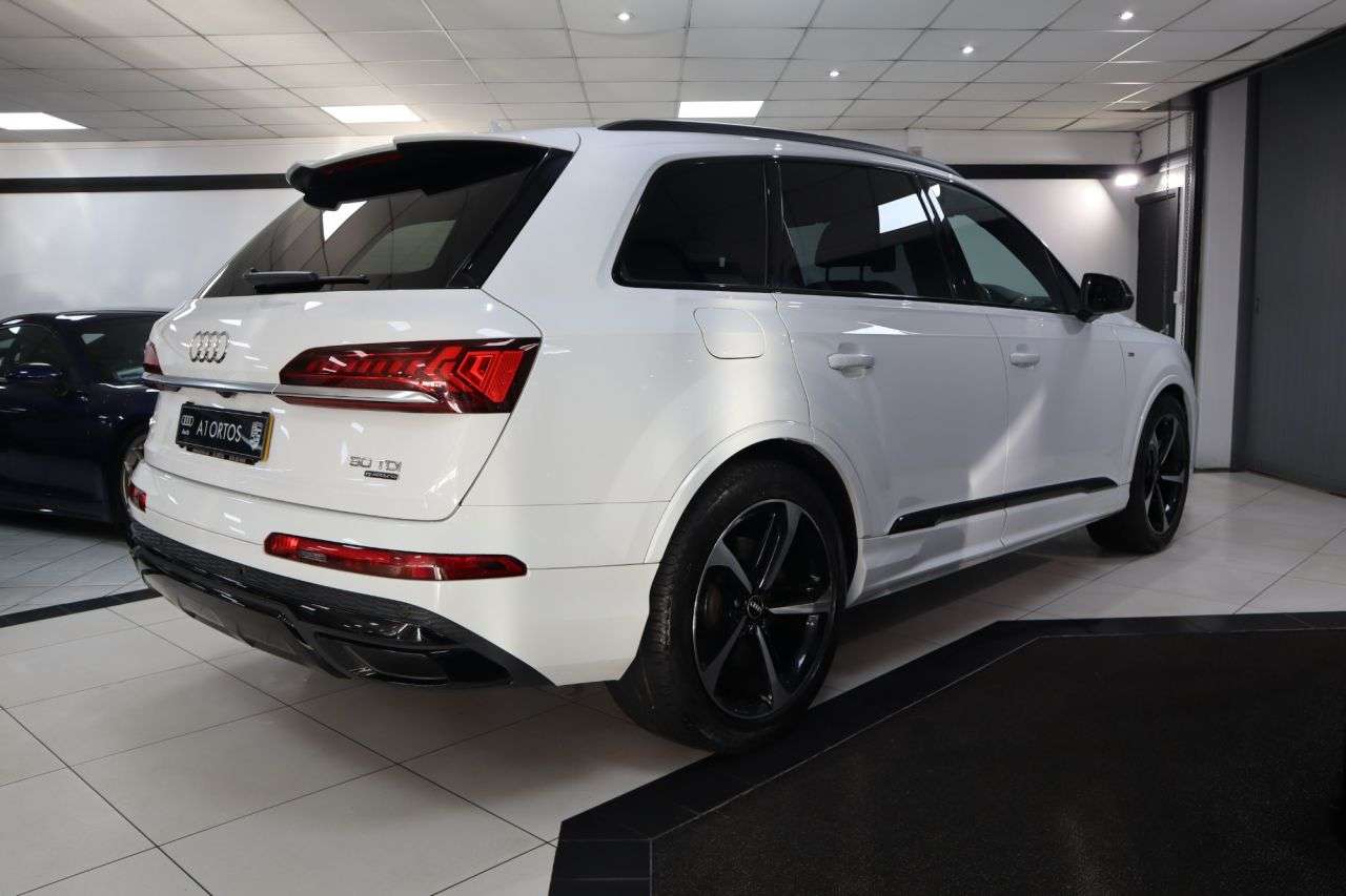2019 AUDI Q7 2019 AUDI Q7