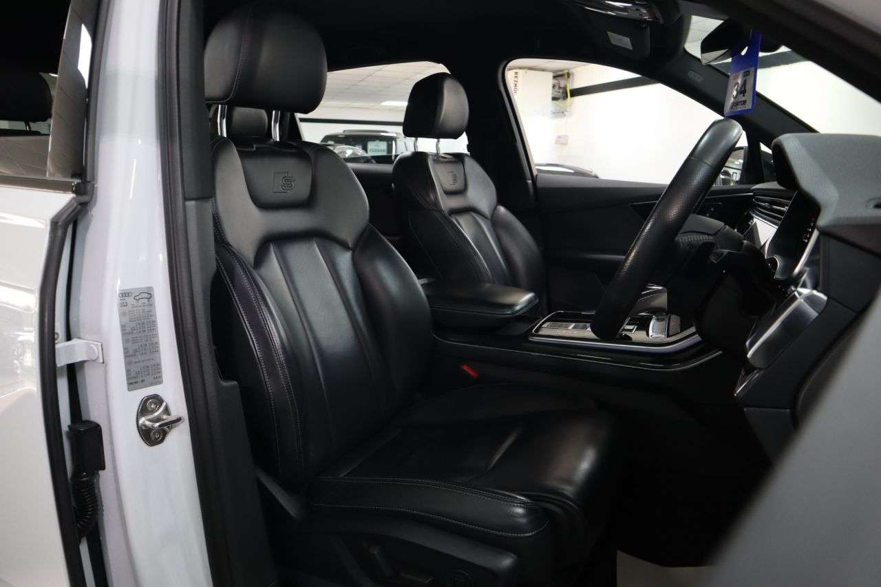 2019 AUDI Q7 2019 AUDI Q7