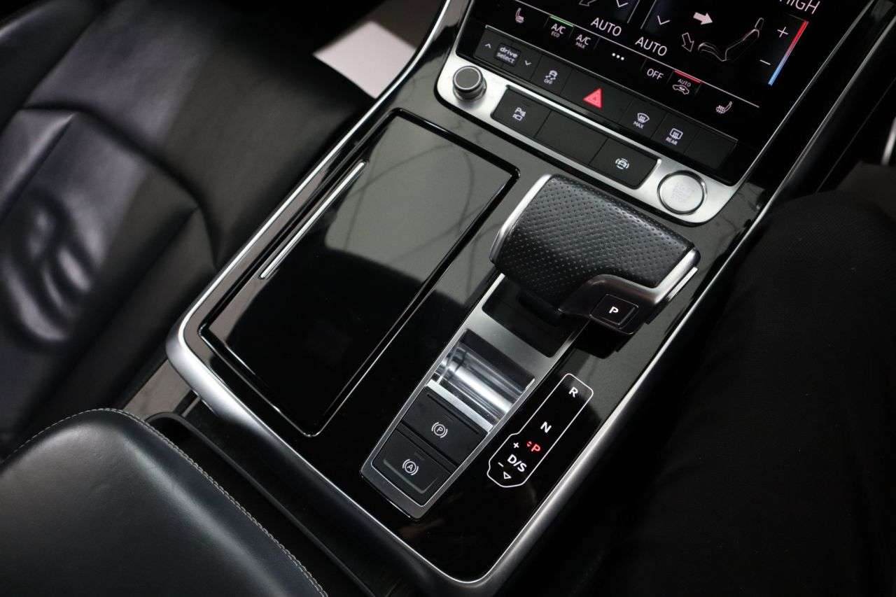 2019 AUDI Q7 2019 AUDI Q7