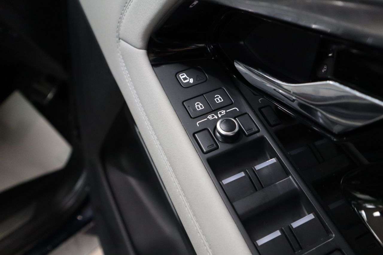 2021 LAND ROVER RANGE ROVER EVOQUE 2021 LAND ROVER RANGE ROVER EVOQUE