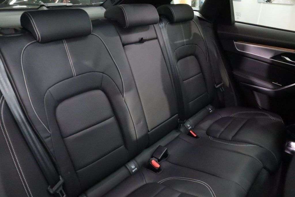 2022 JAGUAR F-PACE 2022 JAGUAR F-PACE