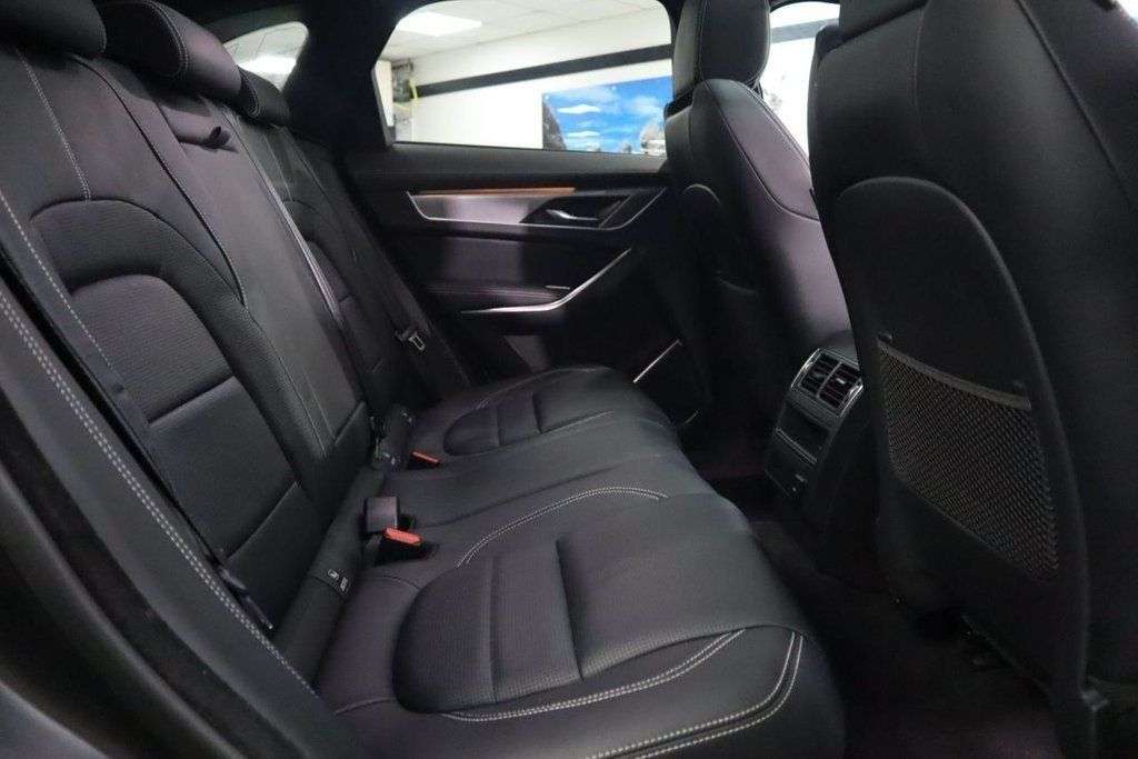 2022 JAGUAR F-PACE 2022 JAGUAR F-PACE