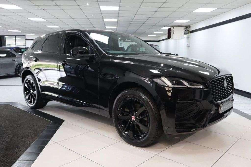 Check out this Jaguar F-pace 2022 Diesel Automatic