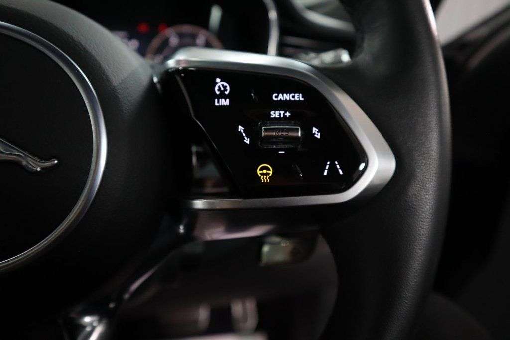 2022 JAGUAR F-PACE 2022 JAGUAR F-PACE