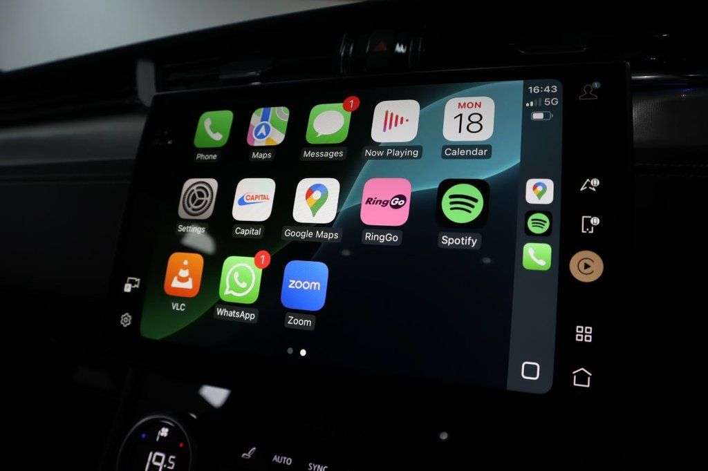 2022 JAGUAR F-PACE 2022 JAGUAR F-PACE