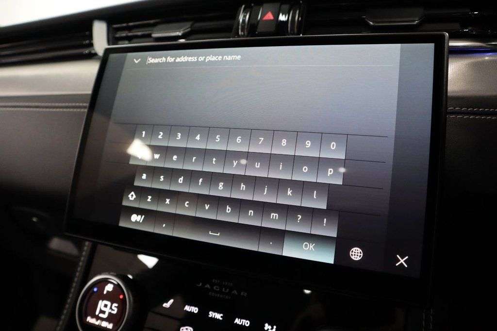 2022 JAGUAR F-PACE 2022 JAGUAR F-PACE