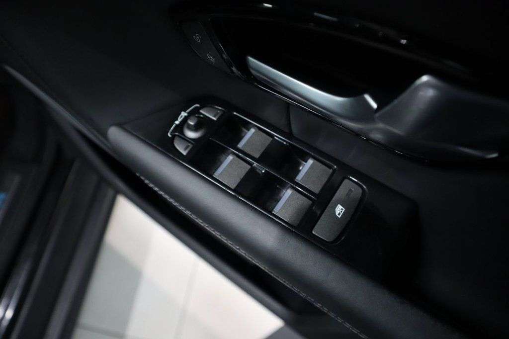 2018 LAND ROVER RANGE ROVER EVOQUE 2018 LAND ROVER RANGE ROVER EVOQUE
