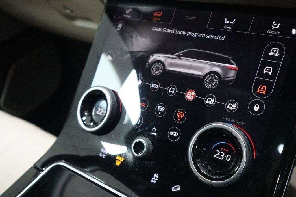 2019 LAND ROVER RANGE ROVER VELAR 2019 LAND ROVER RANGE ROVER VELAR