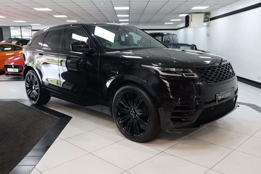Check out this Land Rover Range Rover Velar 2019 Diesel Automatic