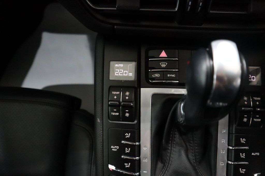 2020 PORSCHE MACAN 2020 PORSCHE MACAN