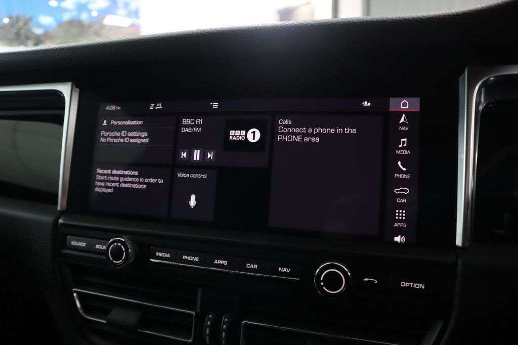 2020 PORSCHE MACAN 2020 PORSCHE MACAN