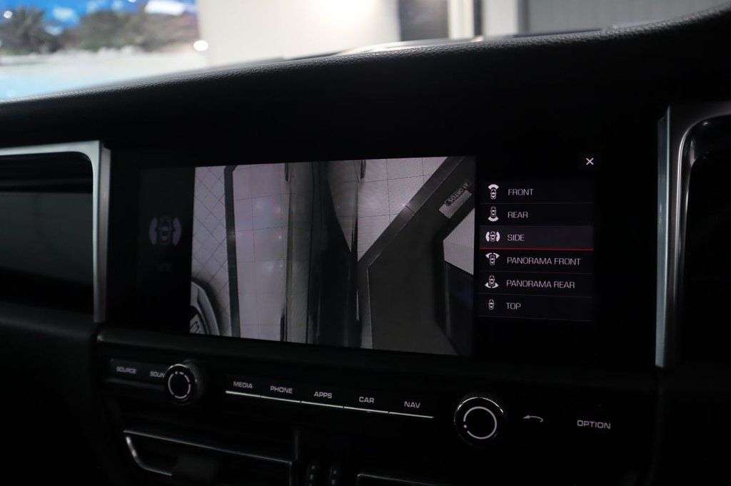 2020 PORSCHE MACAN 2020 PORSCHE MACAN