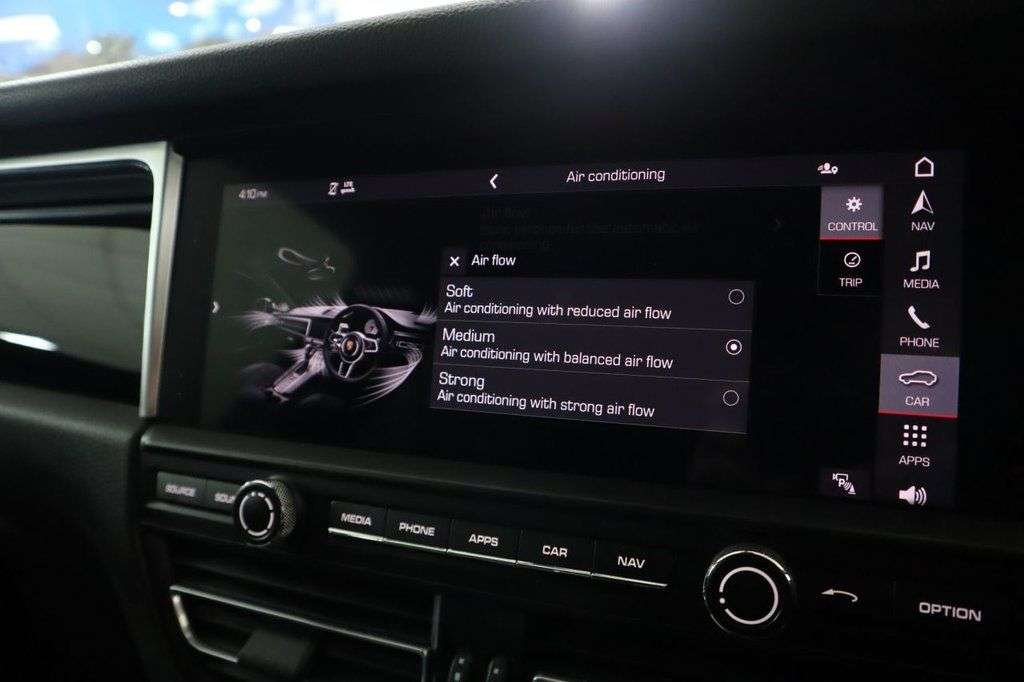 2020 PORSCHE MACAN 2020 PORSCHE MACAN