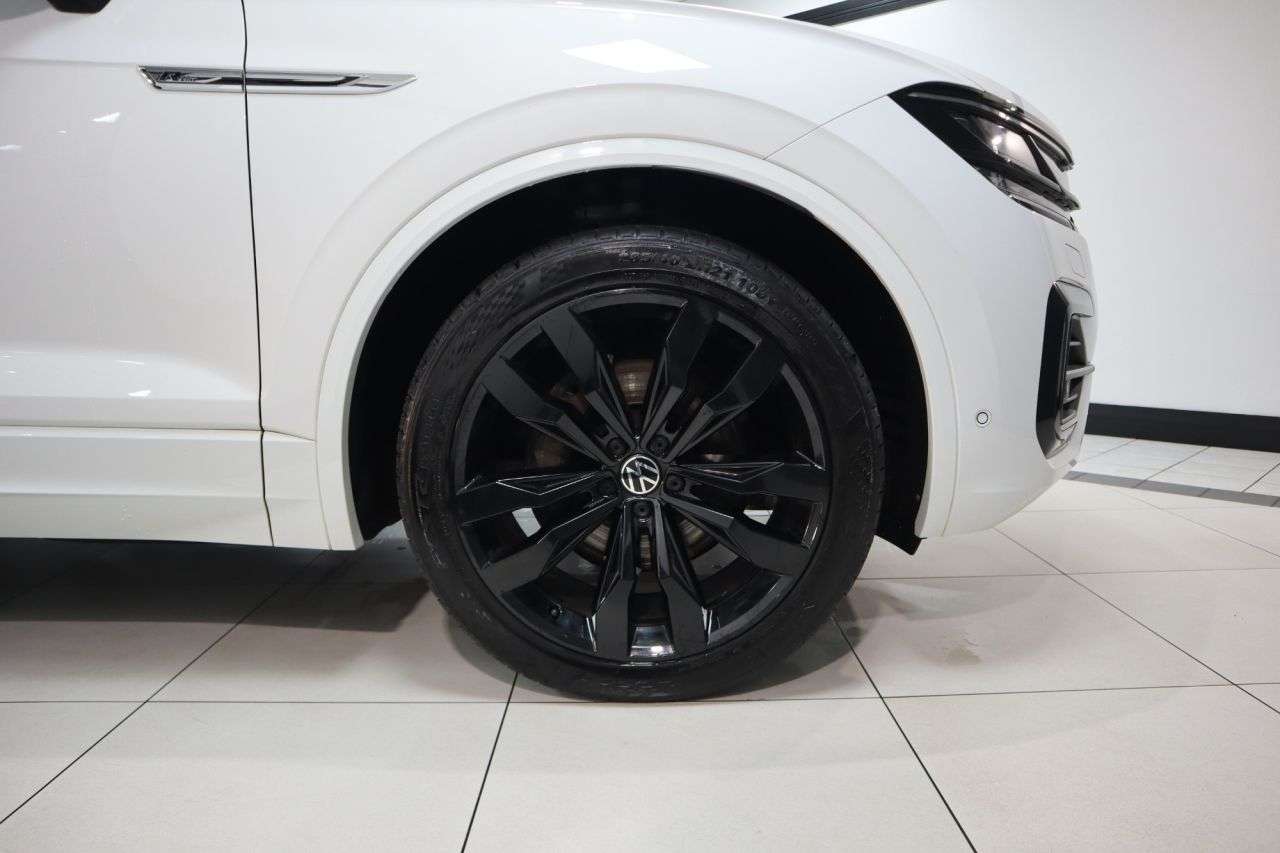 2020 VOLKSWAGEN TOUAREG 2020 VOLKSWAGEN TOUAREG