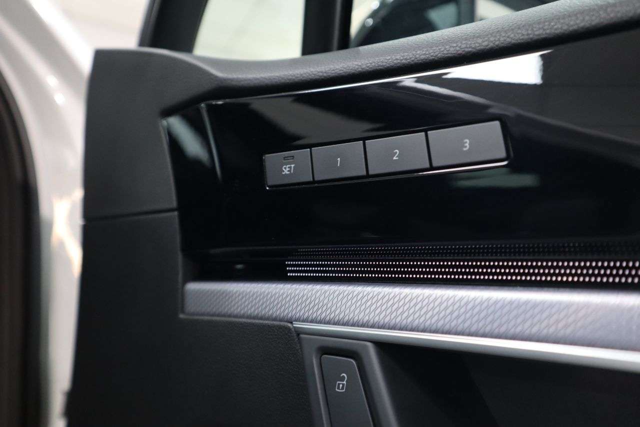 2020 VOLKSWAGEN TOUAREG 2020 VOLKSWAGEN TOUAREG