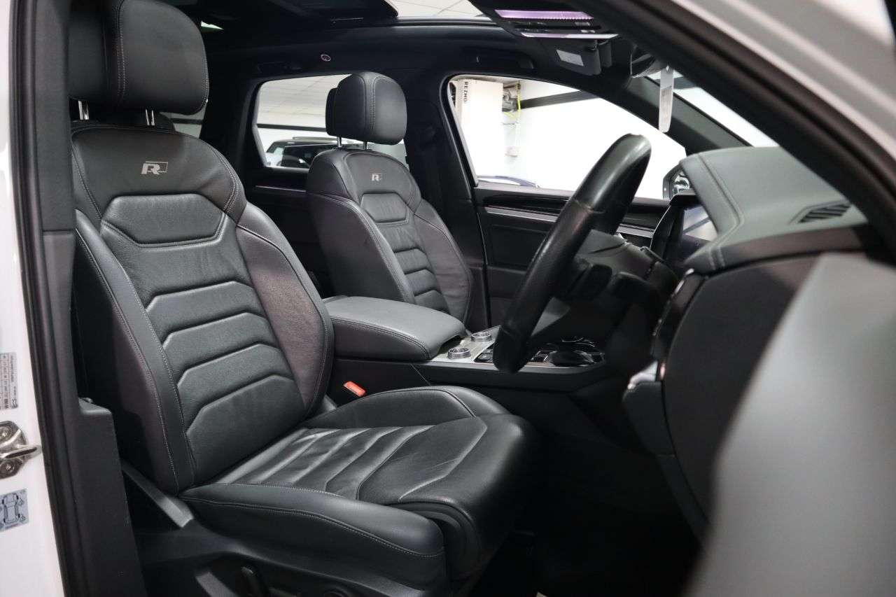 2020 VOLKSWAGEN TOUAREG 2020 VOLKSWAGEN TOUAREG